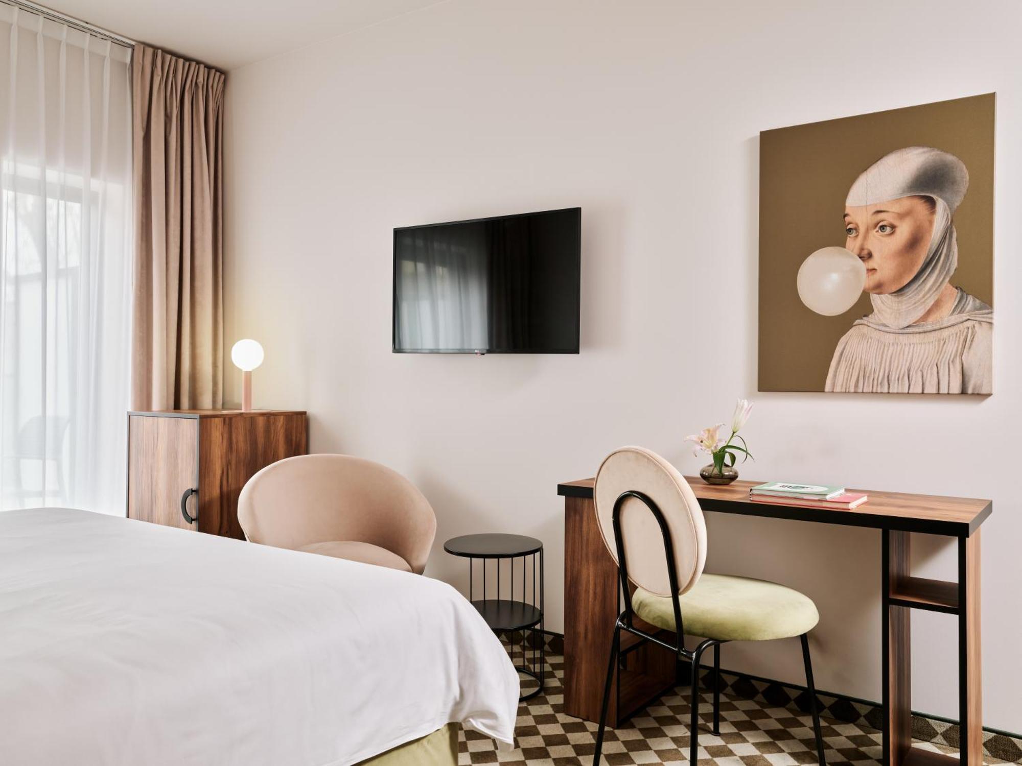 Hotel Pietryna Łódź Dış mekan fotoğraf