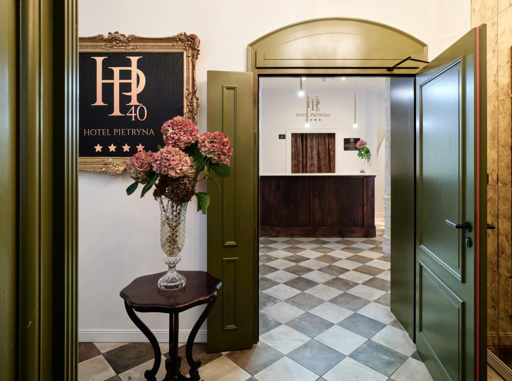 Hotel Pietryna Łódź Dış mekan fotoğraf