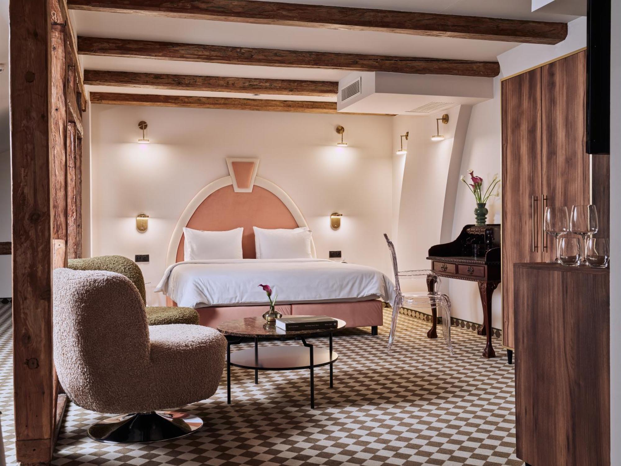 Hotel Pietryna Łódź Dış mekan fotoğraf